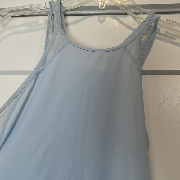Lululemon Athletica Sky Blue Run Off Route Tank Top size 4. In perfect condition - Picture 3 of 12